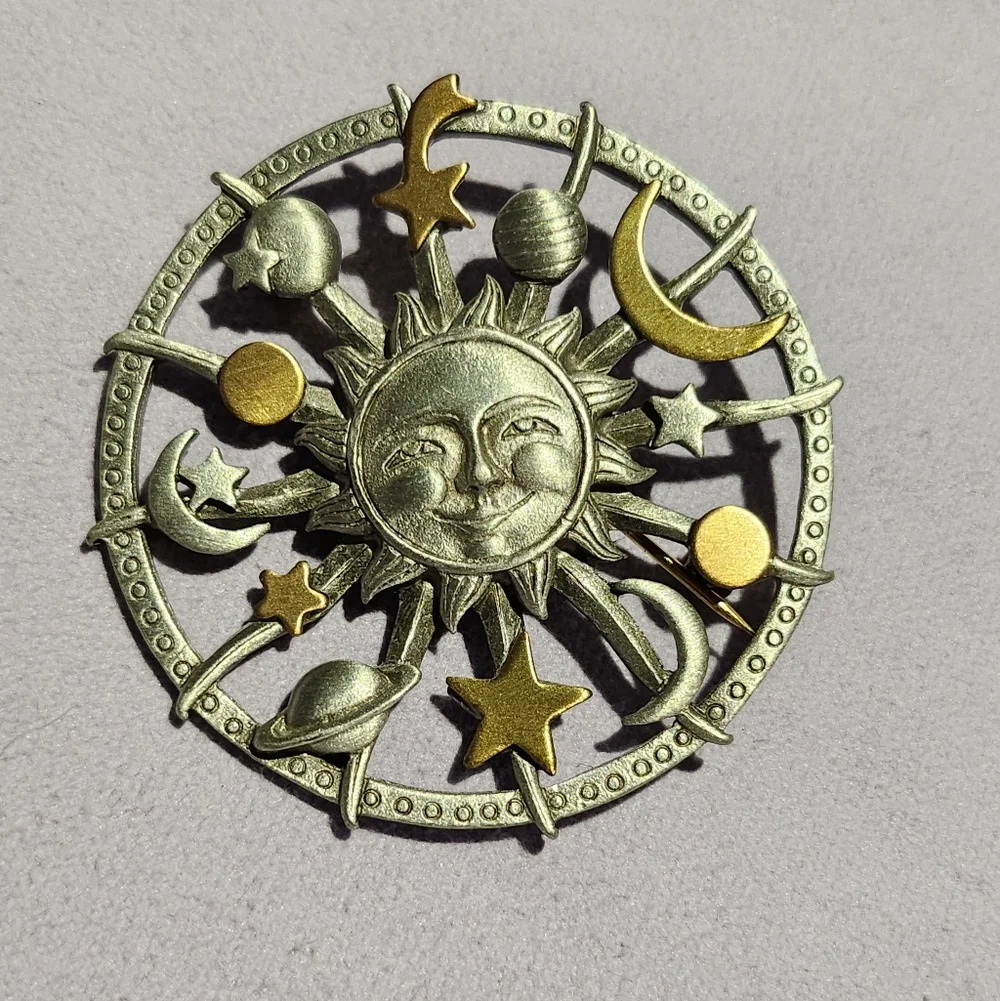 JJ Jonette Vintage Pewter Brooch Celestial Sun - Picture 1 of 3